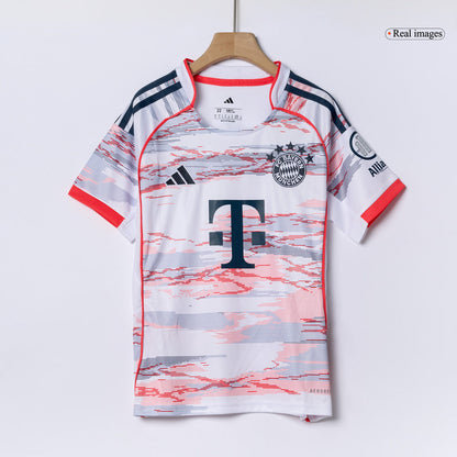 Bayern Munich 2025/26 Vieras Lasten täydellinen peliasu