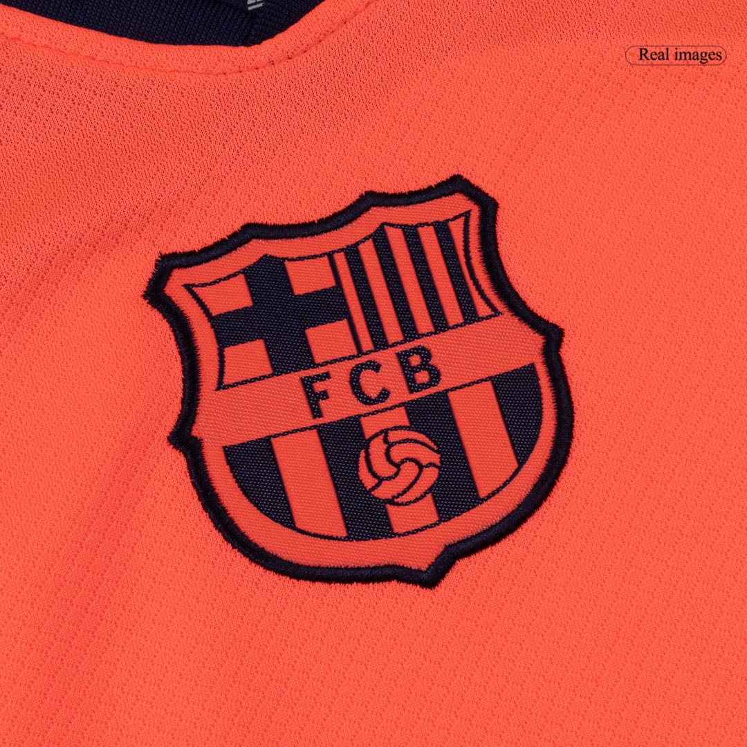 Barcelona 2025/26 Kolmas Lasten täydellinen peliasu