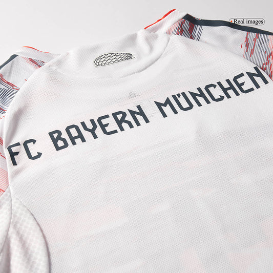 Bayern Munich 2025/26 Vieras Pelipaita (Player Version) Miesten UPAMECANO #2