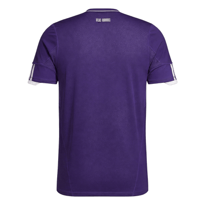 Real Madrid 2010/11 Kolmas Retro-pelipaita Miesten