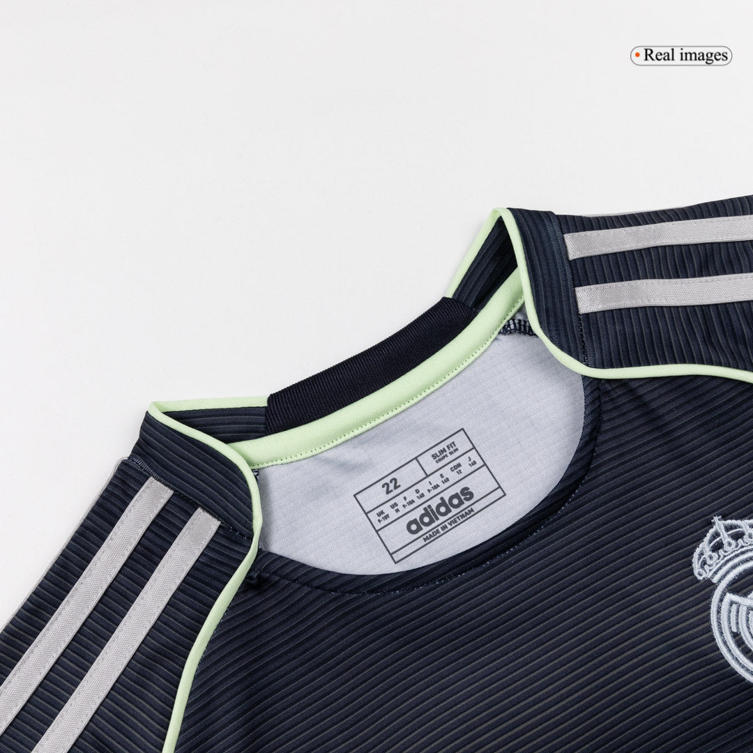 Real Madrid 2025/26 Vieras Pelipaitasetti Lasten [PREMIUM]