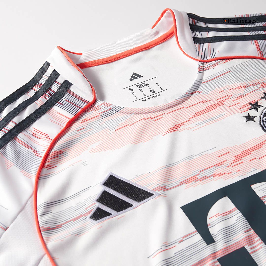 Bayern Munich 2025/26 Vieras Pelipaita Miesten OLISE #17