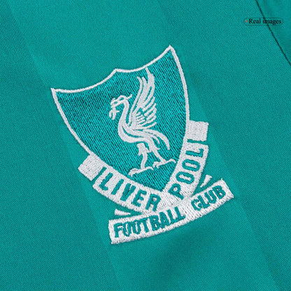 Liverpool 2025/26 Kolmas Lasten täydellinen peliasu