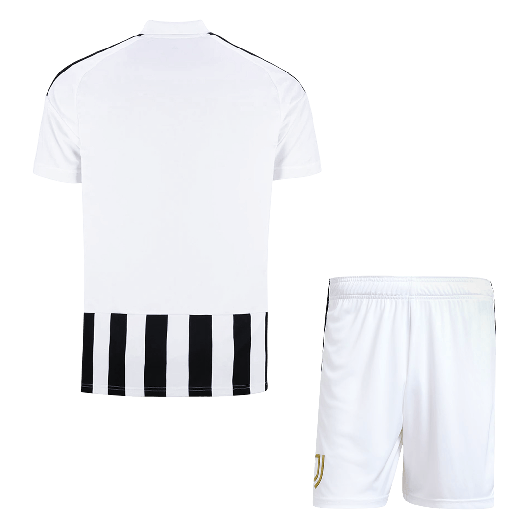 Juventus 2026/27 Koti Pelipaitasetti Miesten