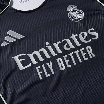 Real Madrid 2025/26 Vieras Täydellinen peliasu Miesten [PREMIUM]